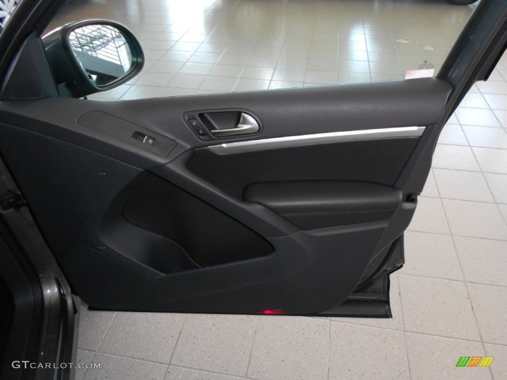 2012 Volkswagen Tiguan SEL Black Door Panel Photo #55378828