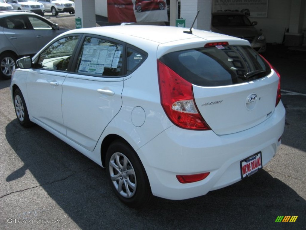 2012 Accent GS 5 Door - Century White / Gray photo #8