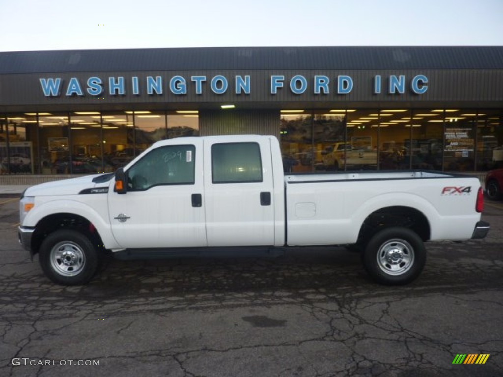 2012 F350 Super Duty XL Crew Cab 4x4 - Oxford White / Steel photo #1