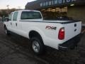 Oxford White - F350 Super Duty XL Crew Cab 4x4 Photo No. 2