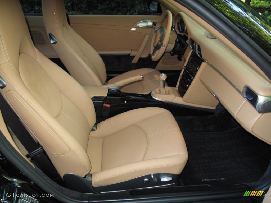 Sand Beige Interior 2010 Porsche 911 Carrera 4S Coupe Photo #55384329