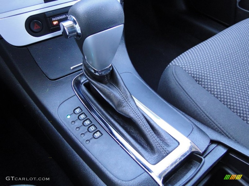 2010 Malibu LT Sedan - Gold Mist Metallic / Titanium photo #20