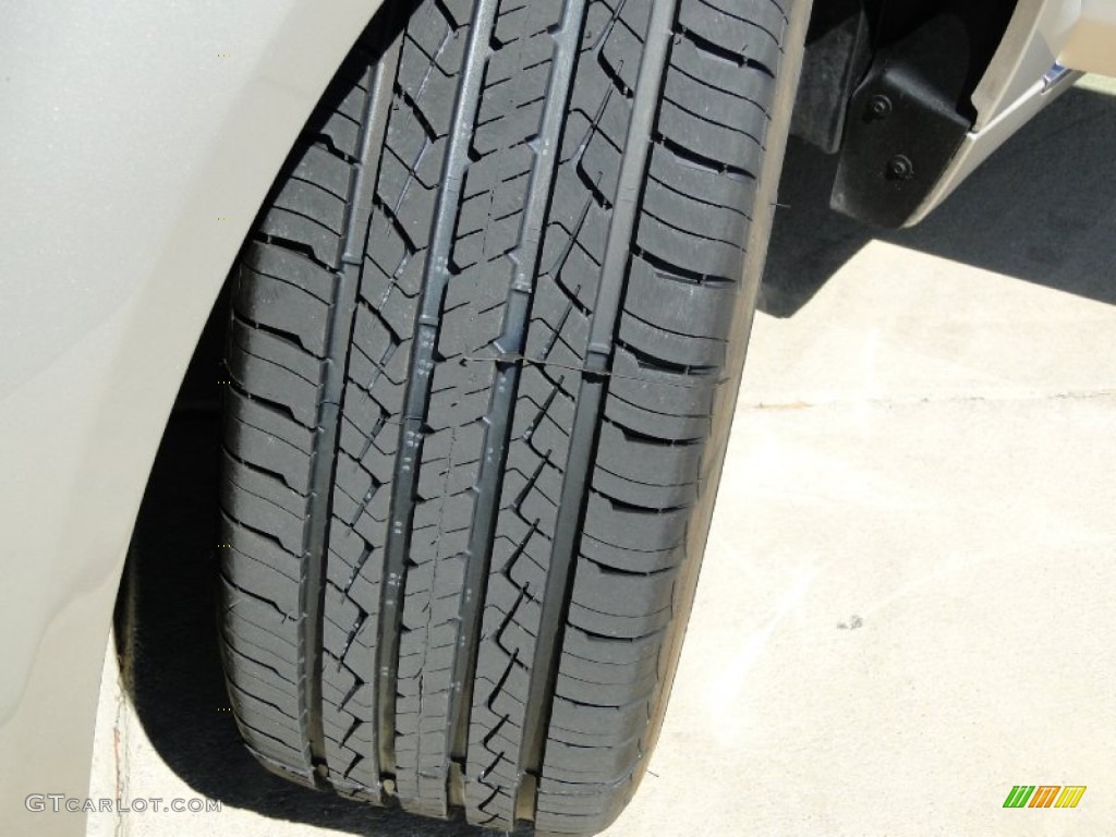 2010 Malibu LT Sedan - Gold Mist Metallic / Titanium photo #31