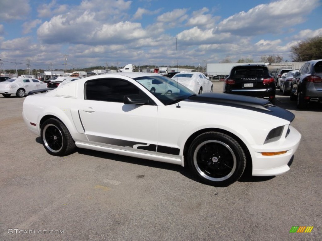 2007 Mustang GT Premium Coupe - Performance White / Black/Parchment photo #6