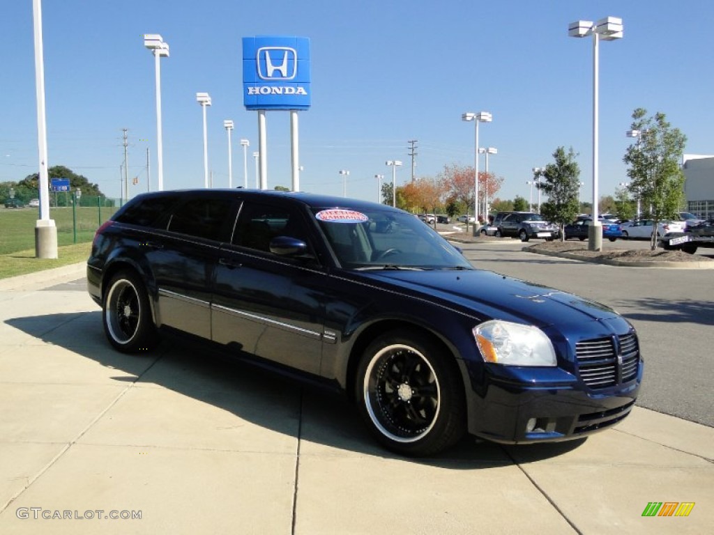 2005 Magnum R/T - Midnight Blue Pearl / Dark Slate Gray/Light Graystone photo #2