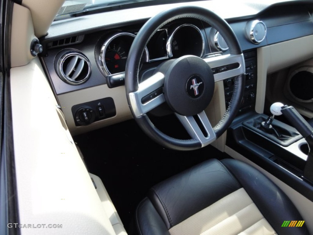 2007 Mustang GT Premium Coupe - Performance White / Black/Parchment photo #13
