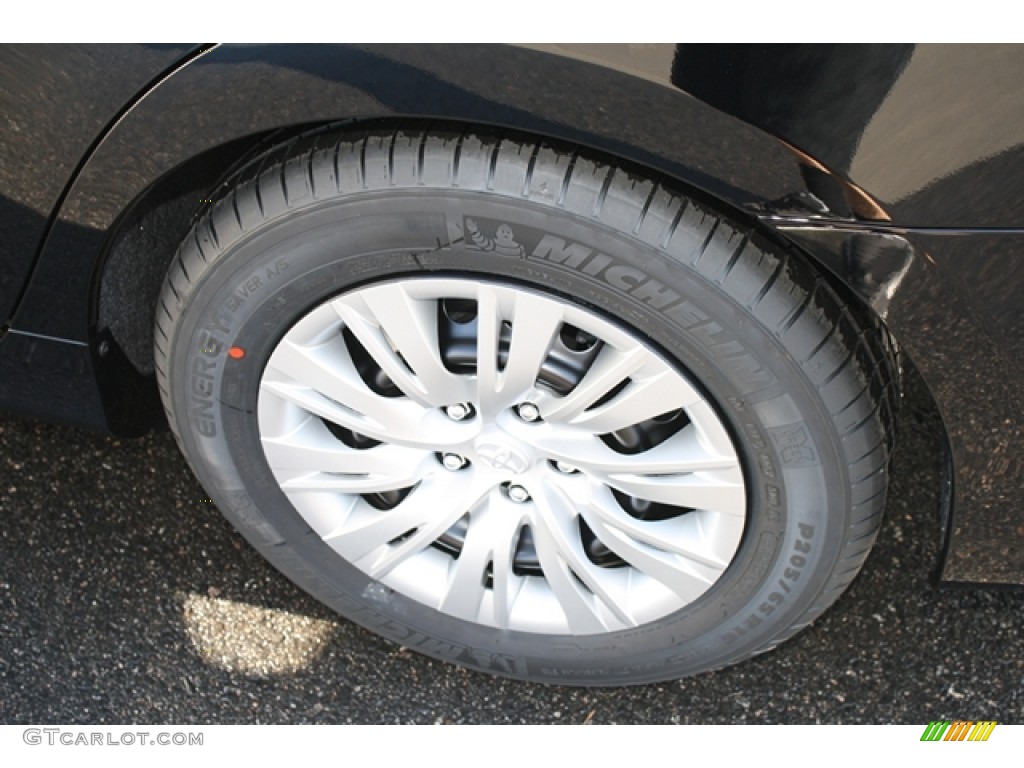 2012 Toyota Camry LE Wheel Photo #55390278