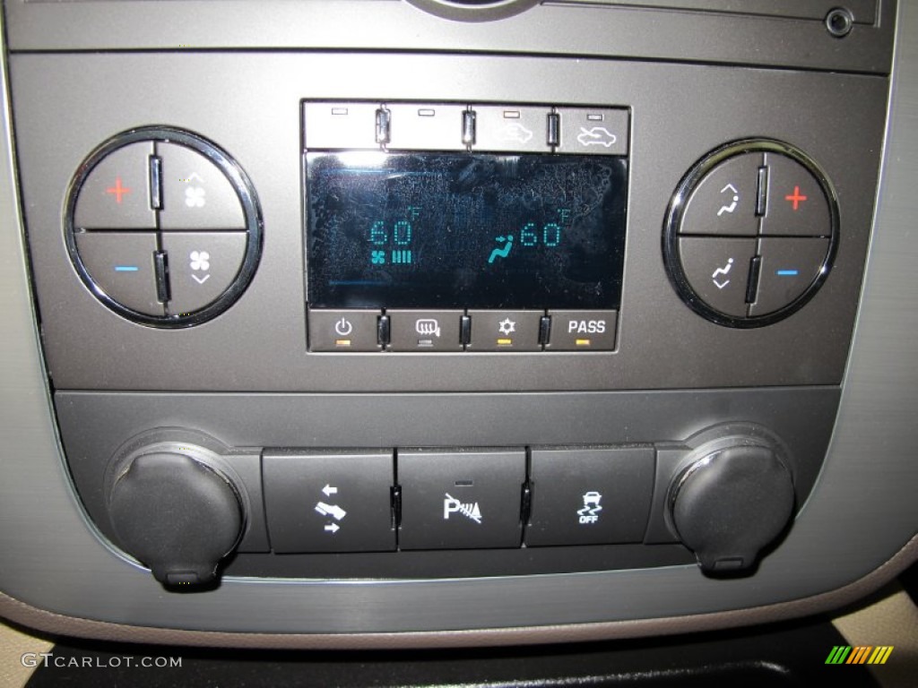 2012 GMC Sierra 1500 SLT Crew Cab Controls Photo #55392945