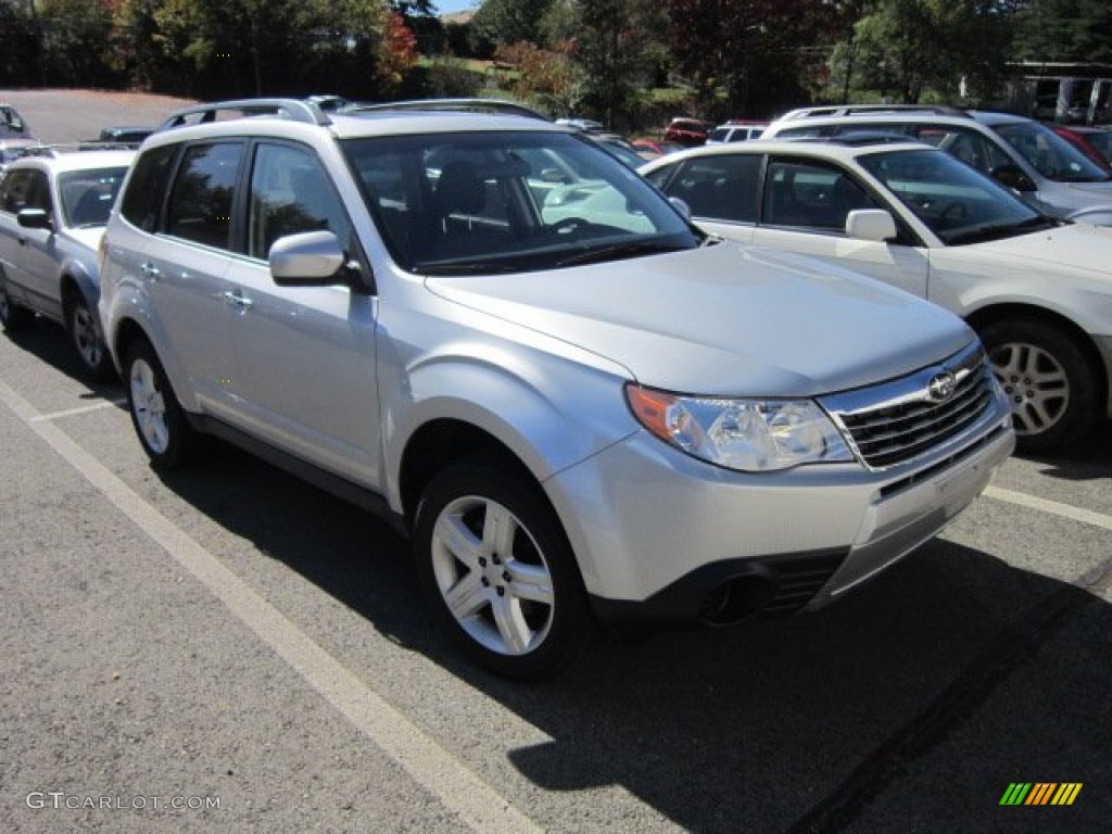 2010 Forester 2.5 X Premium - Spark Silver Metallic / Black photo #1