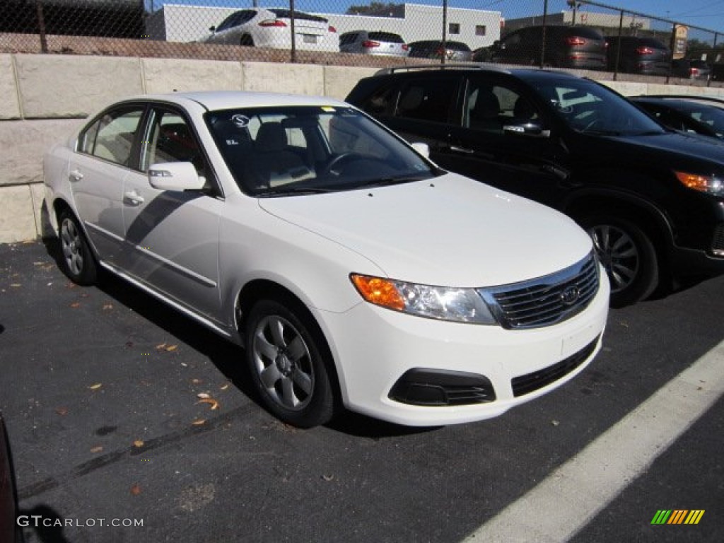 2010 Optima LX - Clear White / Beige photo #1