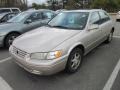 Cashmere Beige Metallic - Camry LE Photo No. 3