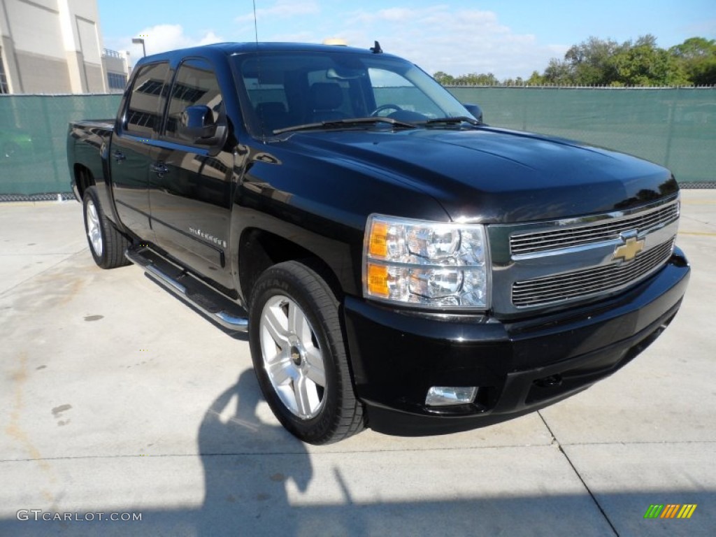 2007 Silverado 1500 LTZ Crew Cab - Black / Ebony Black photo #1