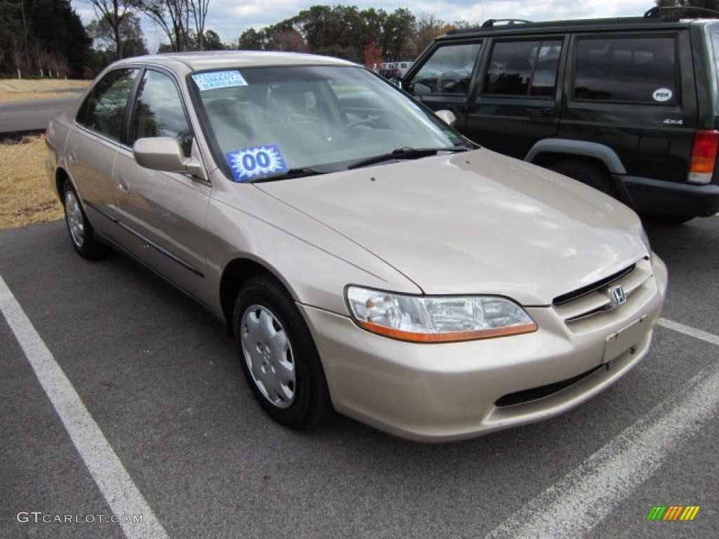 2000 Accord LX Sedan - Naples Gold Metallic / Ivory photo #1