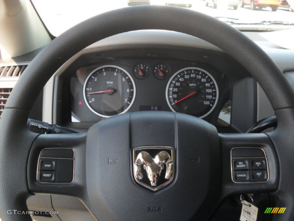 2012 Ram 1500 Express Quad Cab - Bright Silver Metallic / Dark Slate Gray/Medium Graystone photo #11