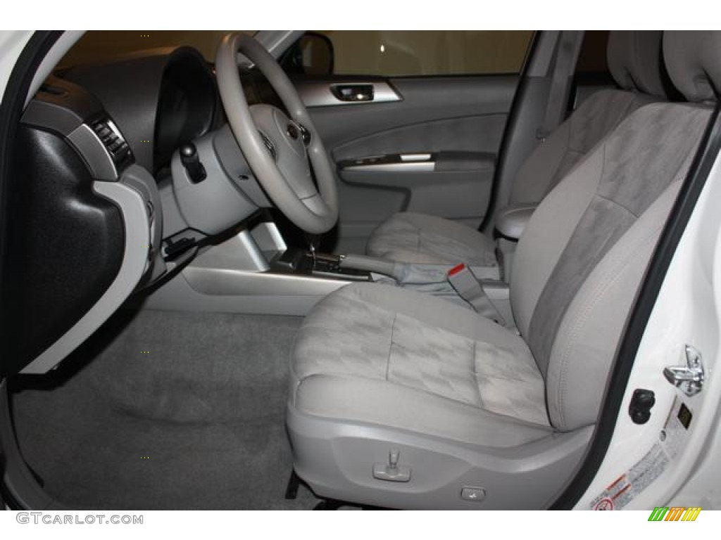 2009 Forester 2.5 X Premium - Satin White Pearl / Platinum photo #10