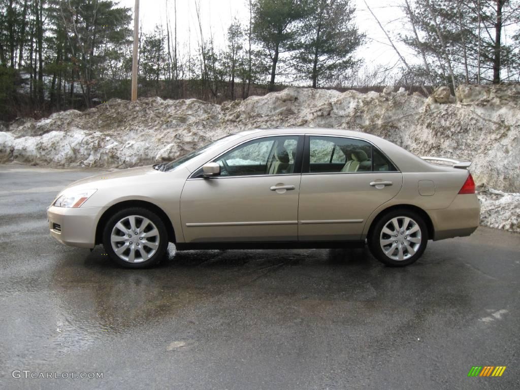 2006 Accord LX V6 Sedan - Desert Mist Metallic / Ivory photo #7