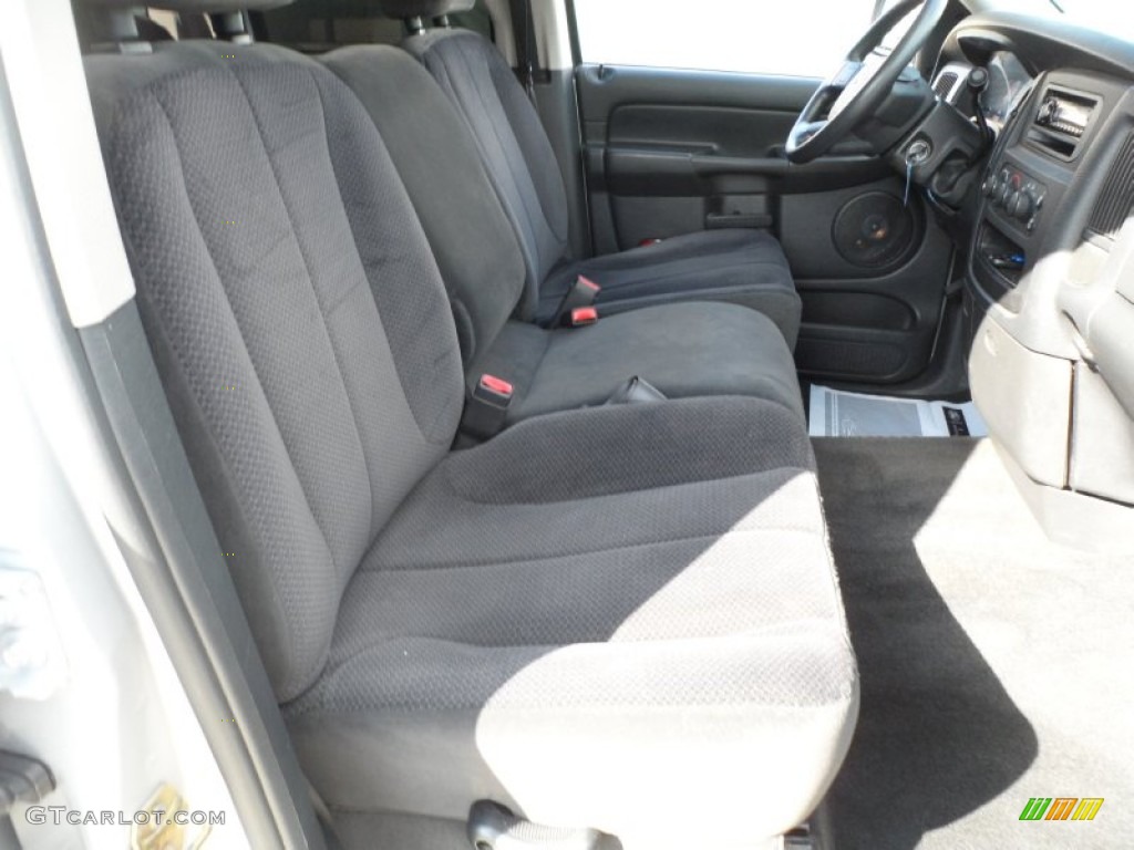 2004 Ram 1500 SLT Quad Cab - Bright Silver Metallic / Dark Slate Gray photo #27