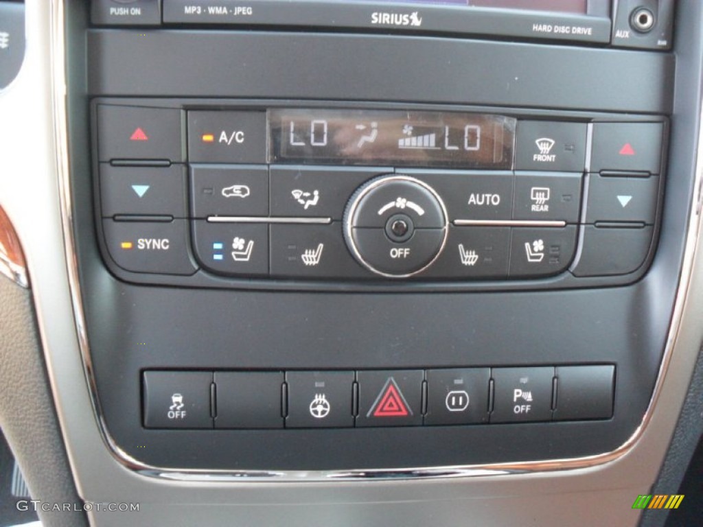 2012 Jeep Grand Cherokee Overland 4x4 Controls Photo #55397061