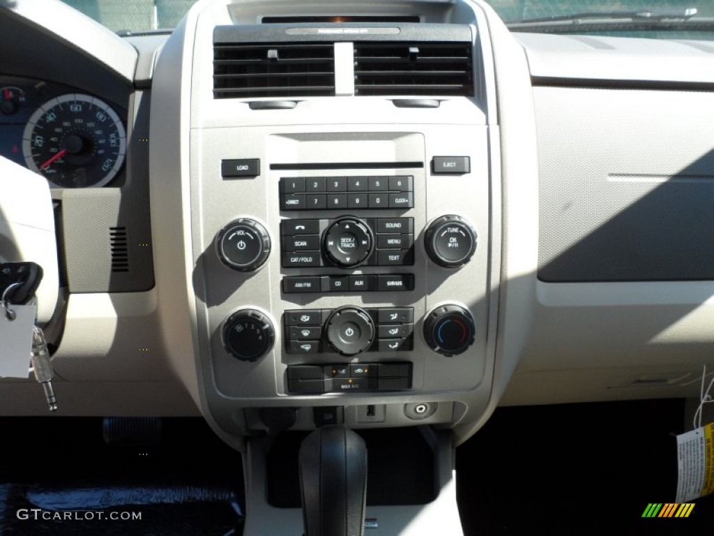 2012 Ford Escape XLT V6 Controls Photo #55399359