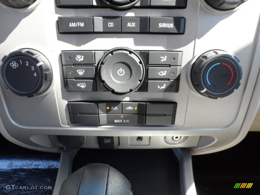 2012 Ford Escape XLT V6 Controls Photo #55399377