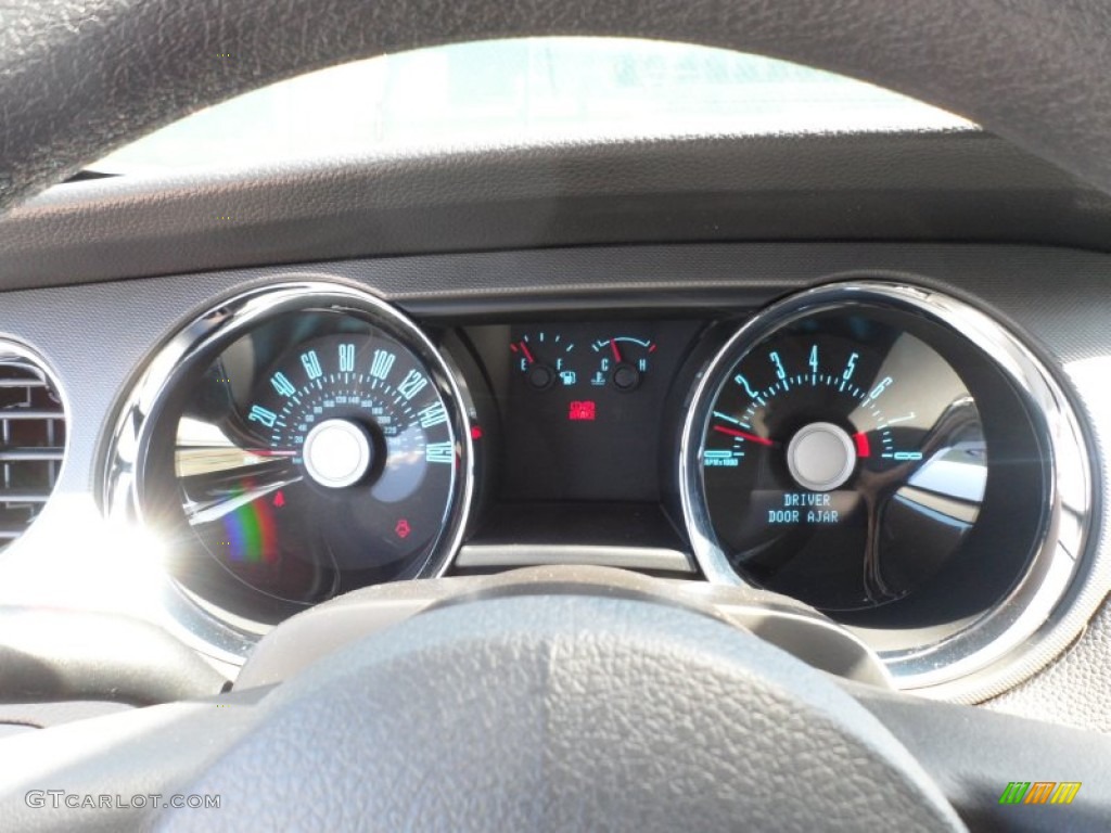 2012 Ford Mustang GT Coupe Gauges Photo #55400574