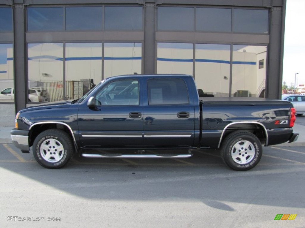 2005 Silverado 1500 LT Crew Cab 4x4 - Dark Blue Metallic / Dark Charcoal photo #2