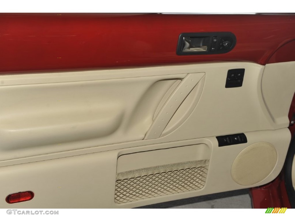 2008 Volkswagen New Beetle SE Coupe Cream Beige Door Panel Photo #55404039