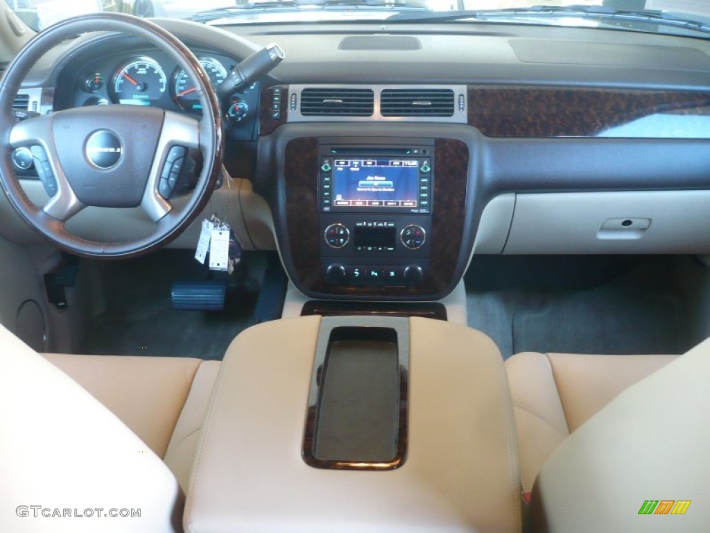 2011 GMC Yukon Hybrid Denali 4x4 Dashboard Photos