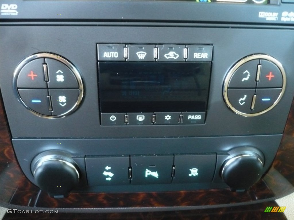 2011 GMC Yukon Hybrid Denali 4x4 Controls Photo #55406862