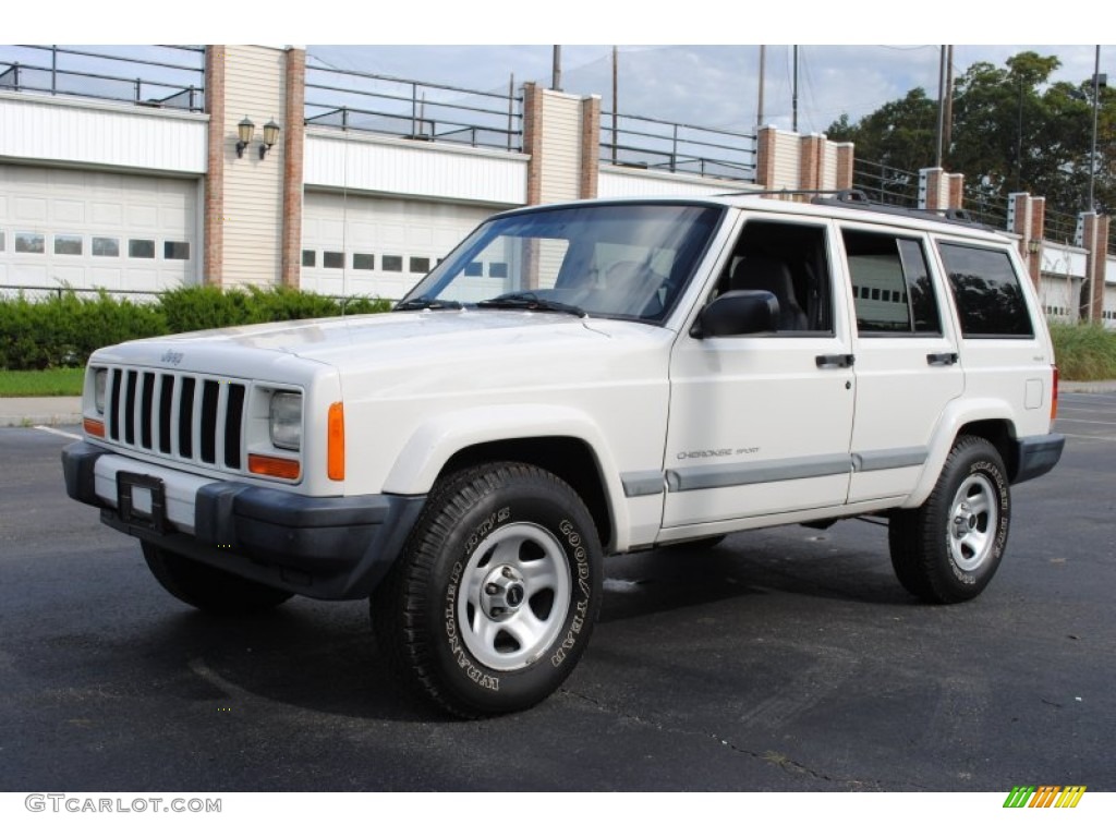 Stone White Jeep Cherokee