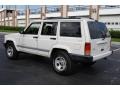 Stone White - Cherokee Sport 4x4 Photo No. 4