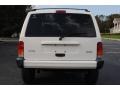 Stone White - Cherokee Sport 4x4 Photo No. 5