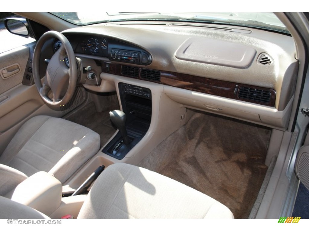 Tan Interior 1997 Nissan Altima GXE Photo #55408389