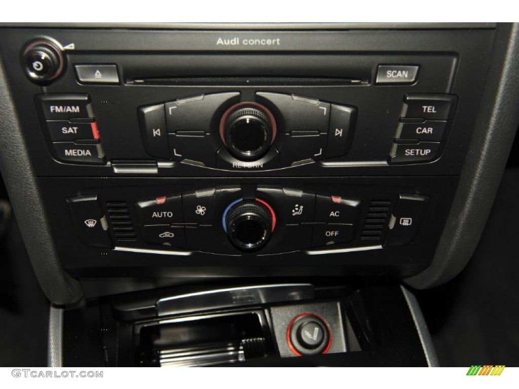 2012 A4 2.0T quattro Sedan - Phantom Black Pearl Effect / Black photo #22