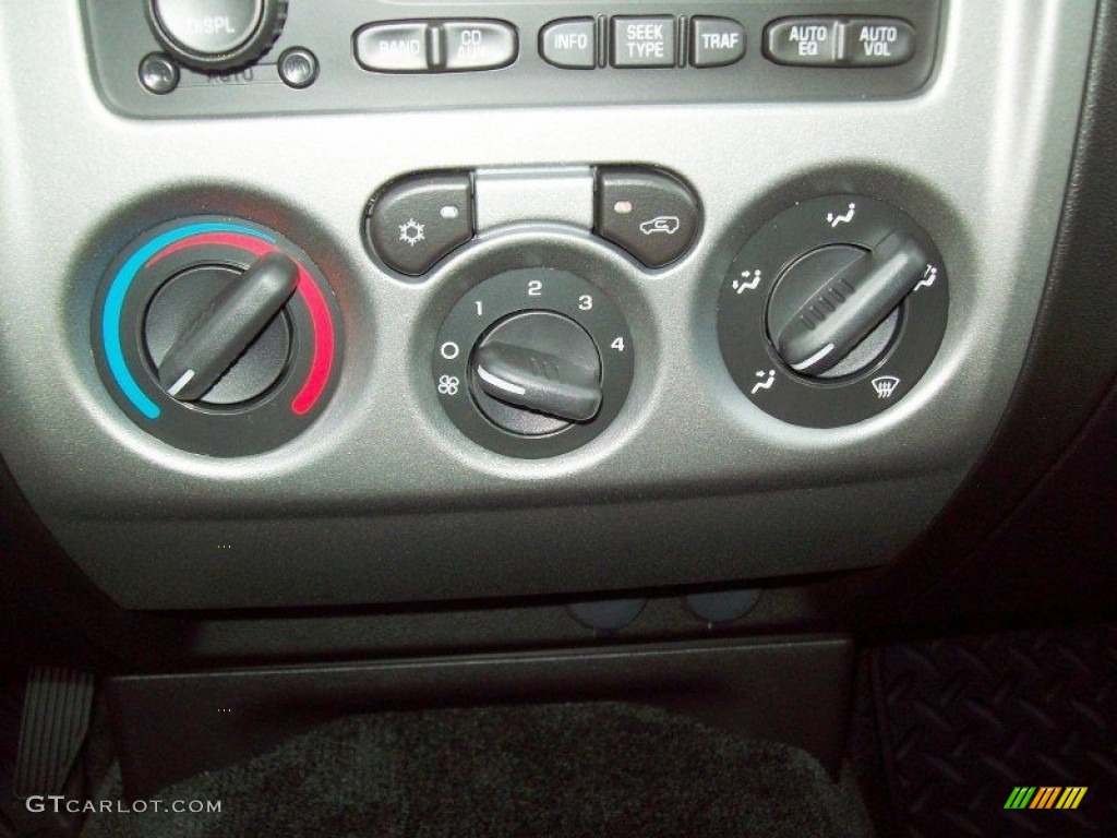 2012 Chevrolet Colorado LT Extended Cab 4x4 Controls Photo #55410359