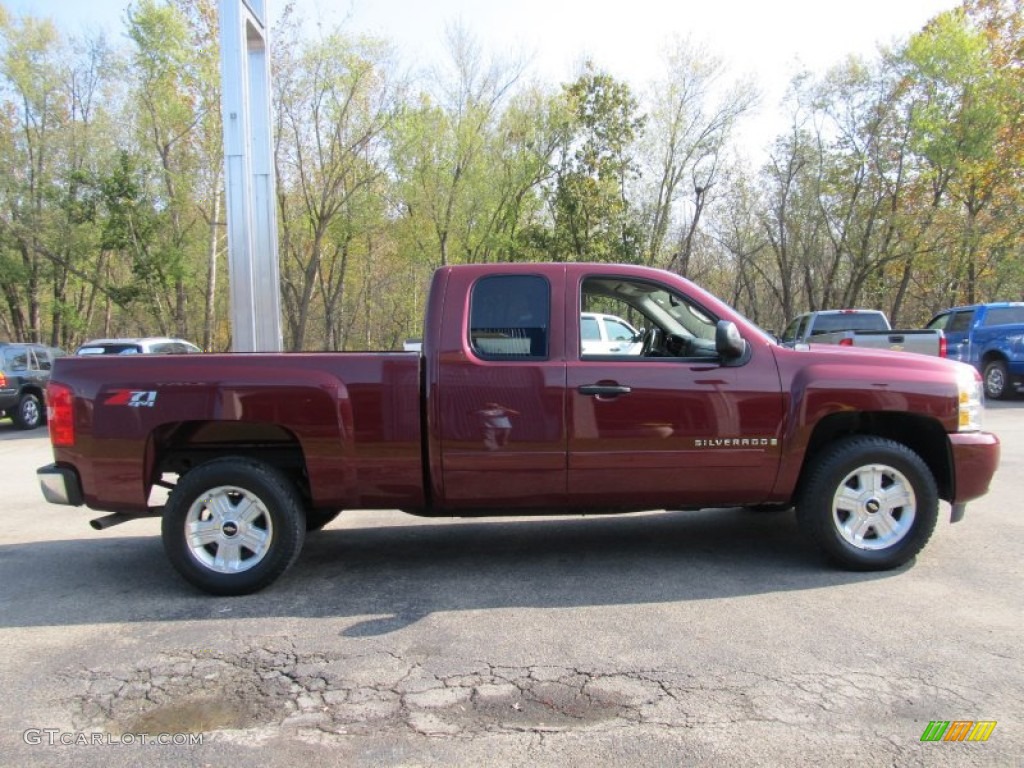 2008 Silverado 1500 LT Extended Cab 4x4 - Deep Ruby Metallic / Ebony photo #4