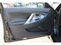 Black - Camry SE Photo No. 6