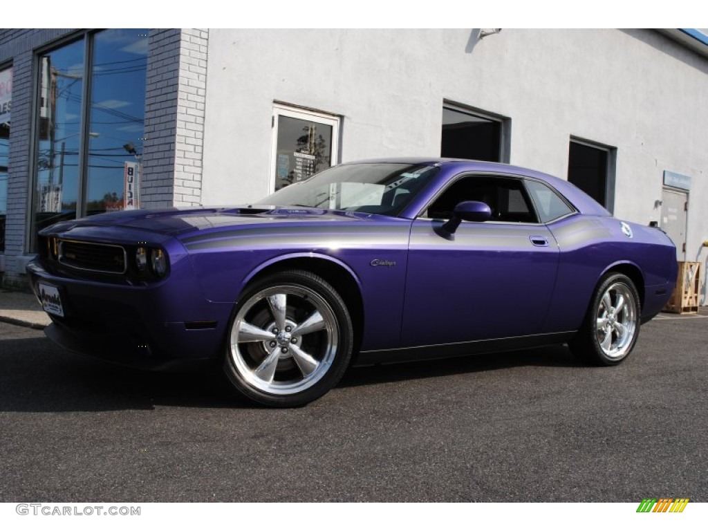 2010 Challenger R/T Classic - Plum Crazy Purple Pearl / Dark Slate Gray photo #1