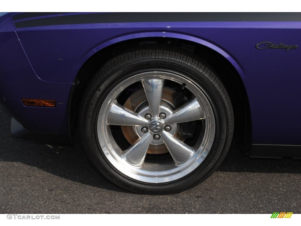 2010 Challenger R/T Classic - Plum Crazy Purple Pearl / Dark Slate Gray photo #8