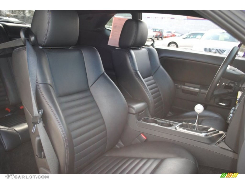 2010 Challenger R/T Classic - Plum Crazy Purple Pearl / Dark Slate Gray photo #10