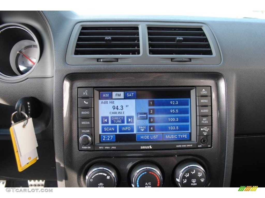 2010 Challenger R/T Classic - Plum Crazy Purple Pearl / Dark Slate Gray photo #14