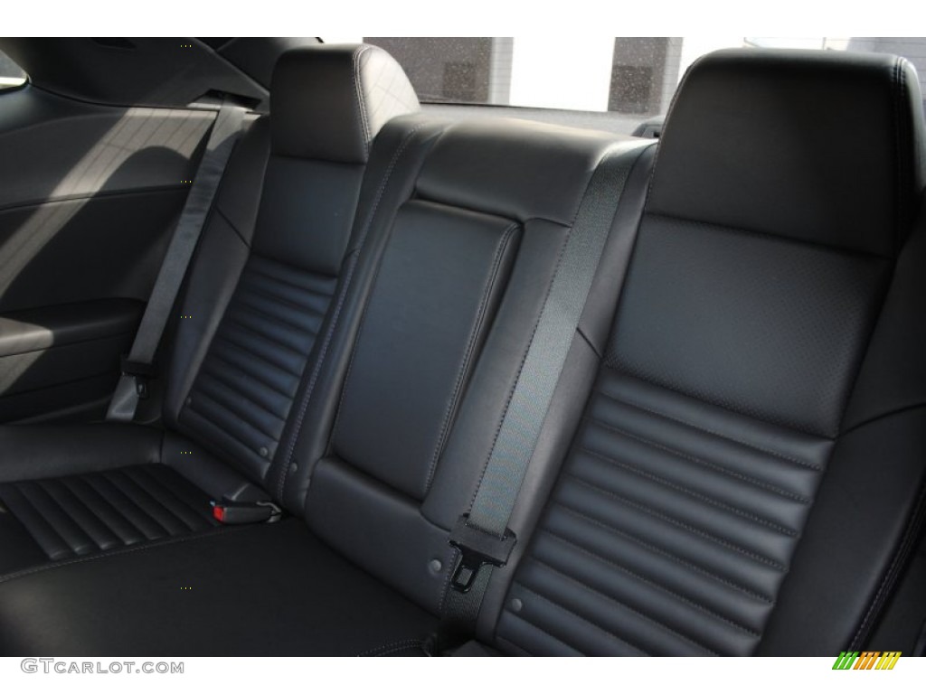 2010 Challenger R/T Classic - Plum Crazy Purple Pearl / Dark Slate Gray photo #16