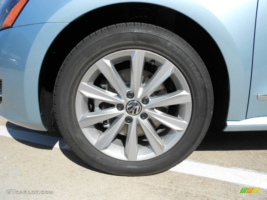 2012 Volkswagen Passat 2.5L SEL Wheel Photo #55418559
