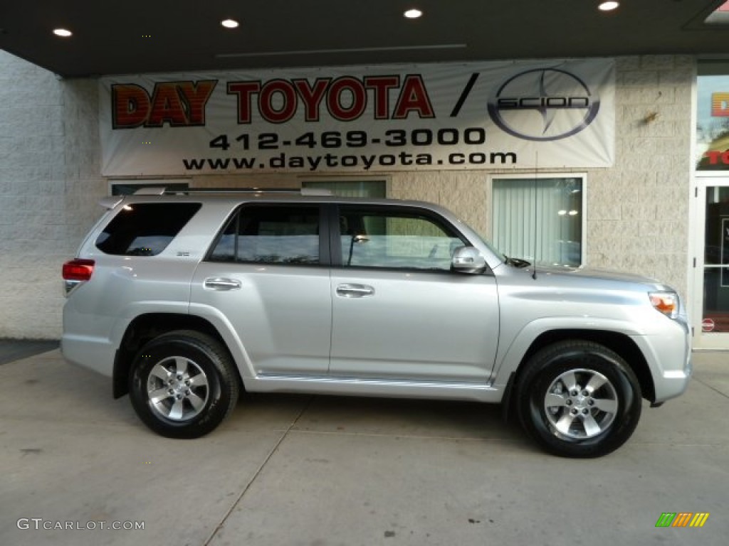 2011 4Runner SR5 4x4 - Classic Silver Metallic / Black Leather photo #1