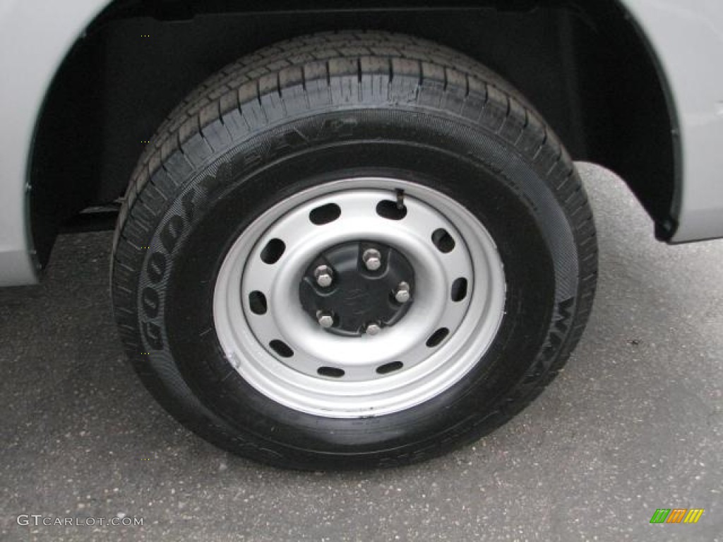 2010 Dodge Ram 1500 ST Quad Cab Wheel Photos