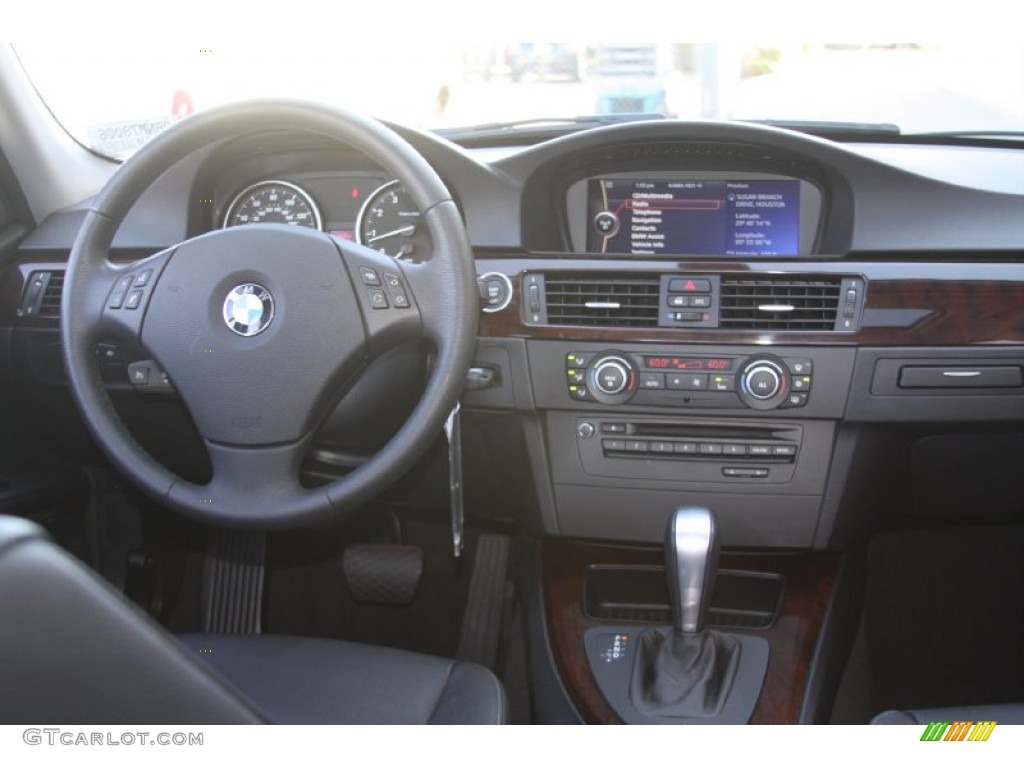 2011 3 Series 328i Sedan - Jet Black / Black Dakota Leather photo #35