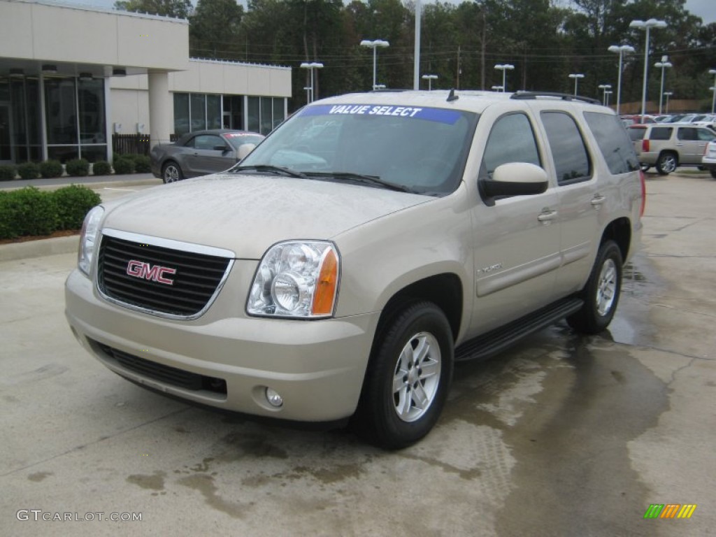 Silver Birch Metallic GMC Yukon