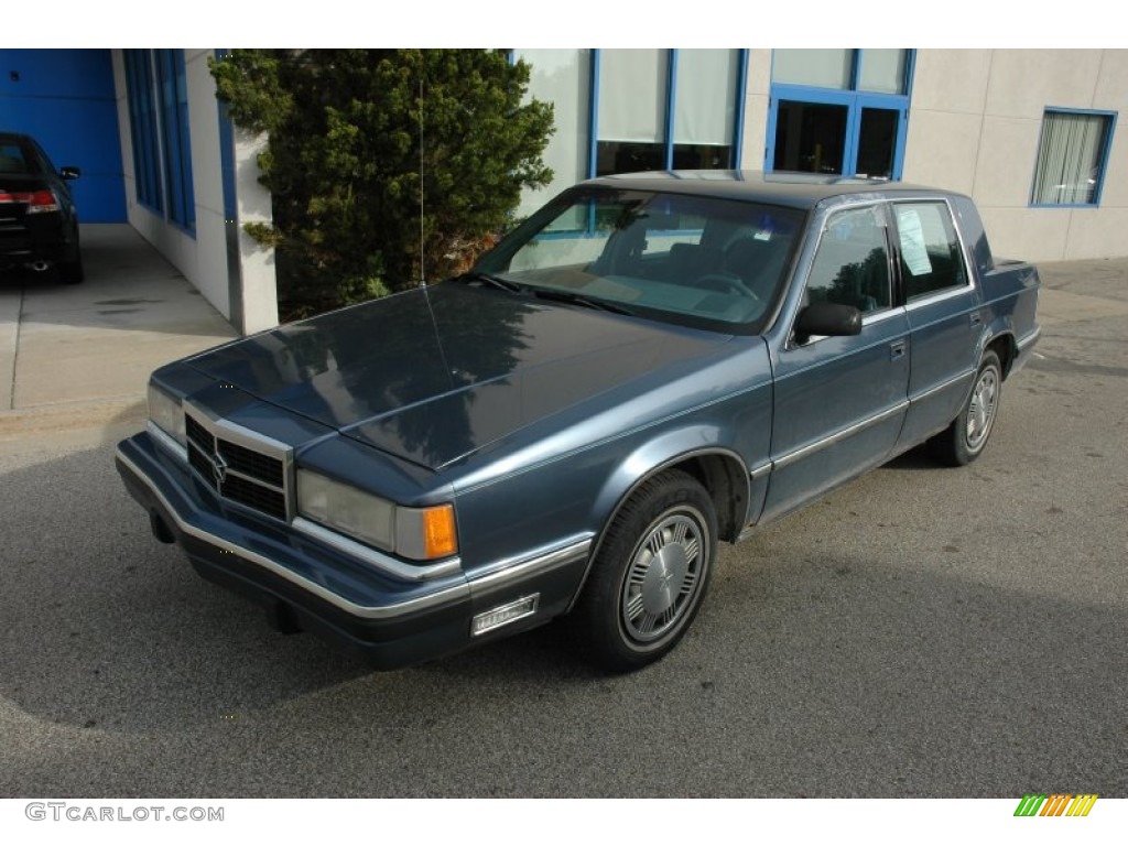 1989 Dynasty I4 -  Blue Metallic / Blue photo #3