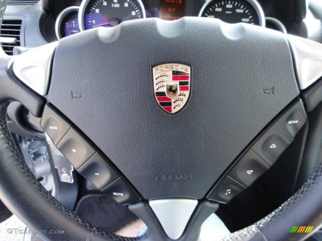 2006 Porsche Cayenne S Controls Photo #55424127