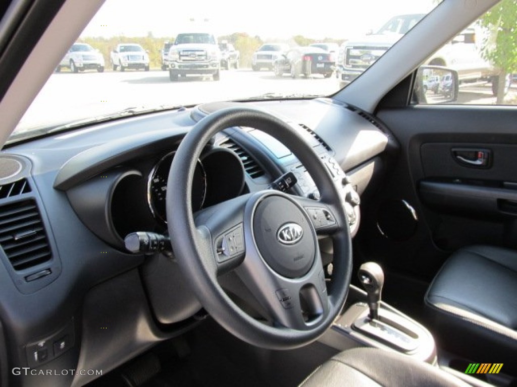 2010 Kia Soul Shadow Dragon Special Edition Black Leather Dashboard Photo #55425900